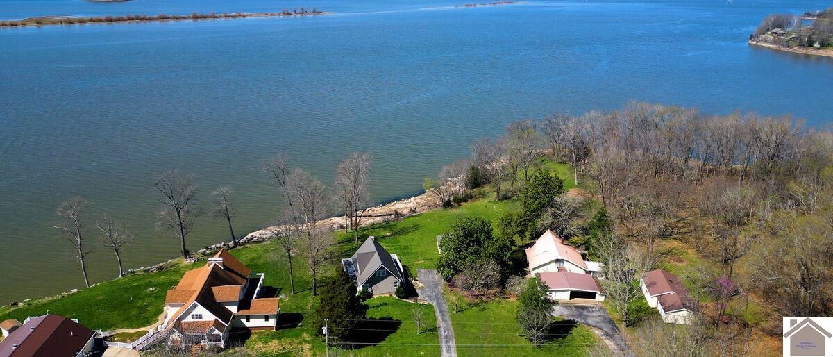 530 Rockcastle Lakeshore Drive