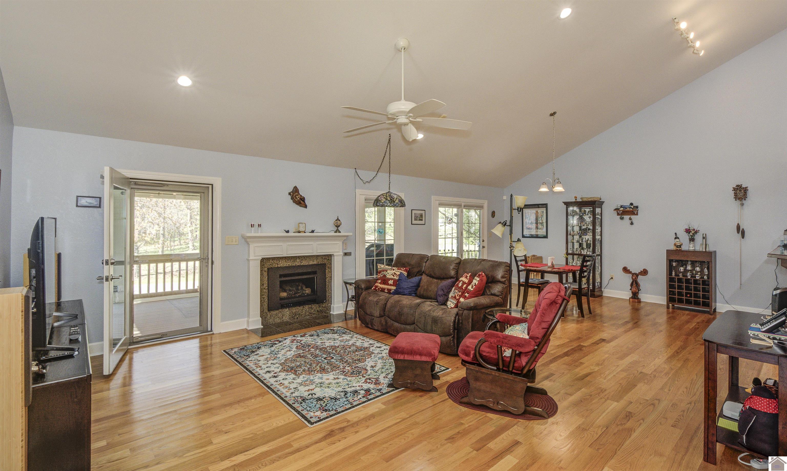 237 Lake Pointe Drive