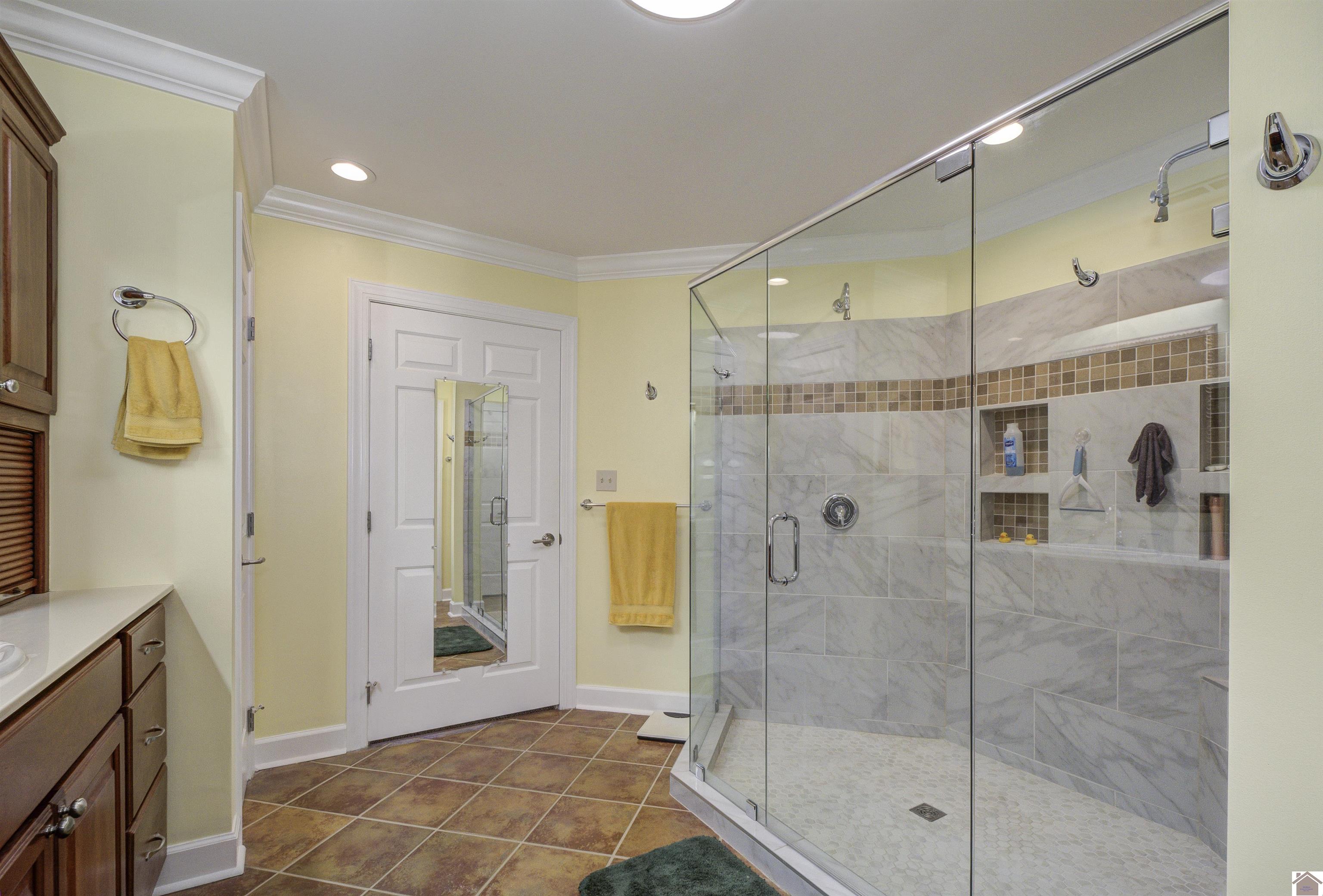 237 Lake Pointe Drive