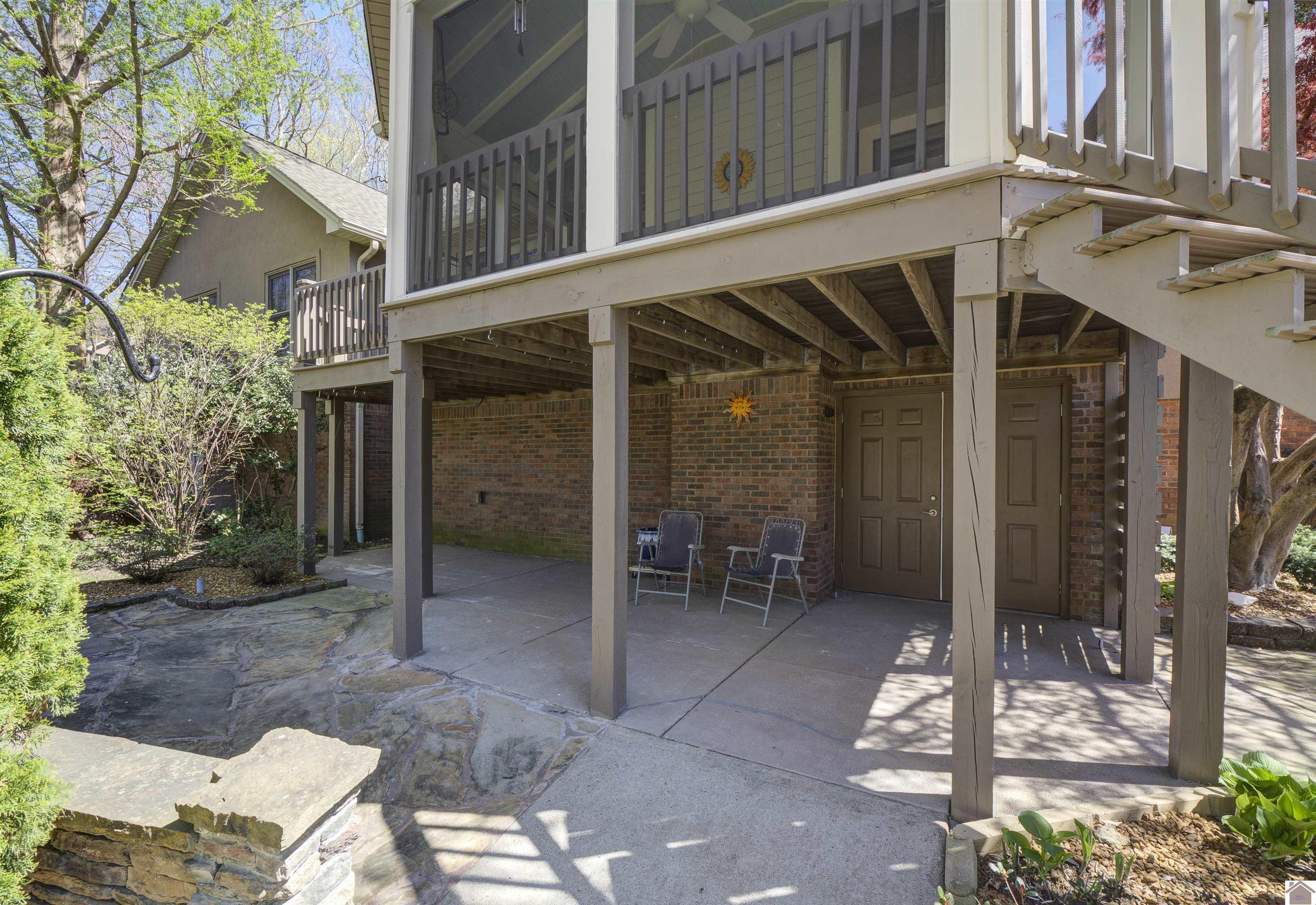 237 Lake Pointe Drive