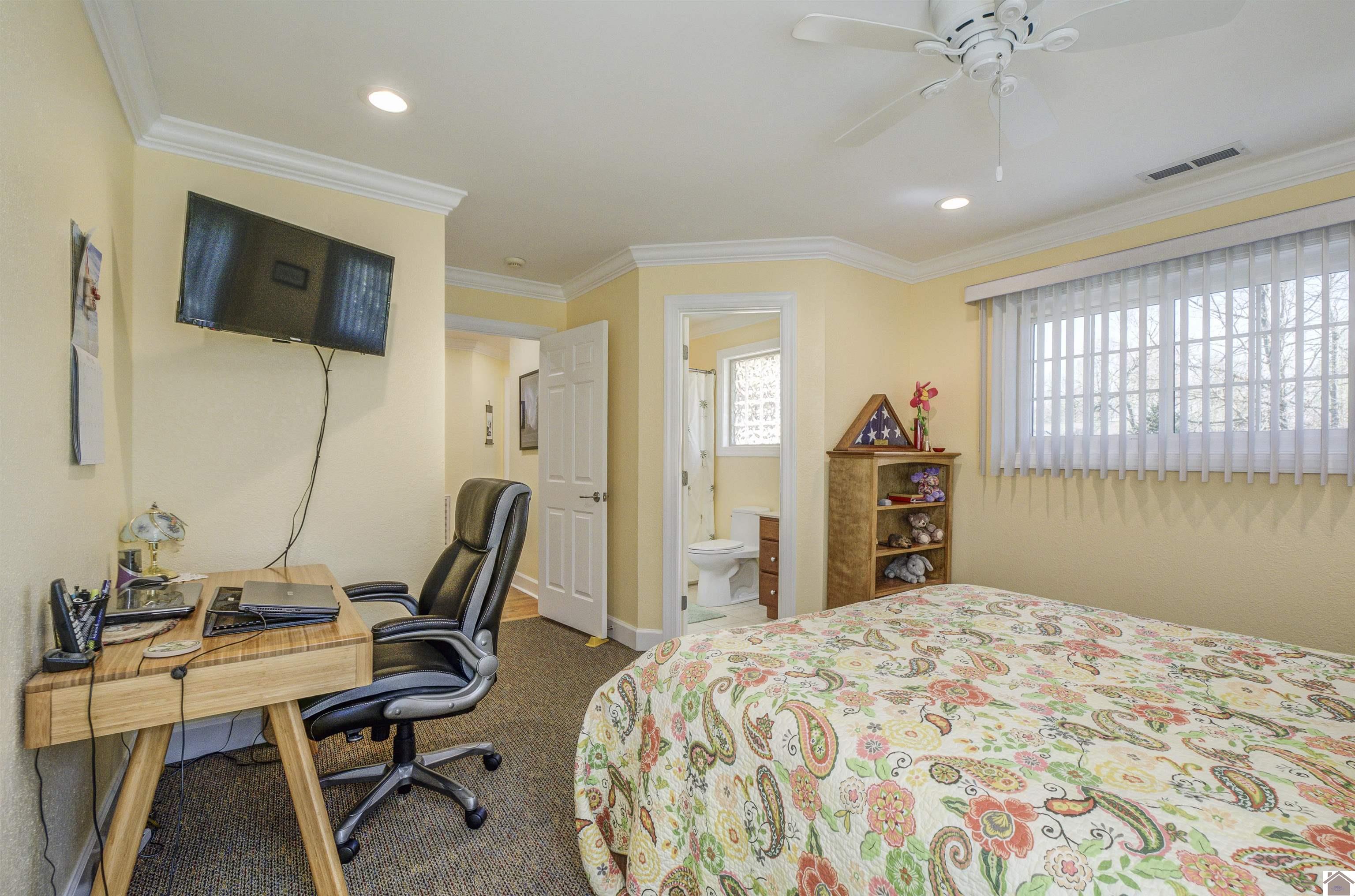 237 Lake Pointe Drive