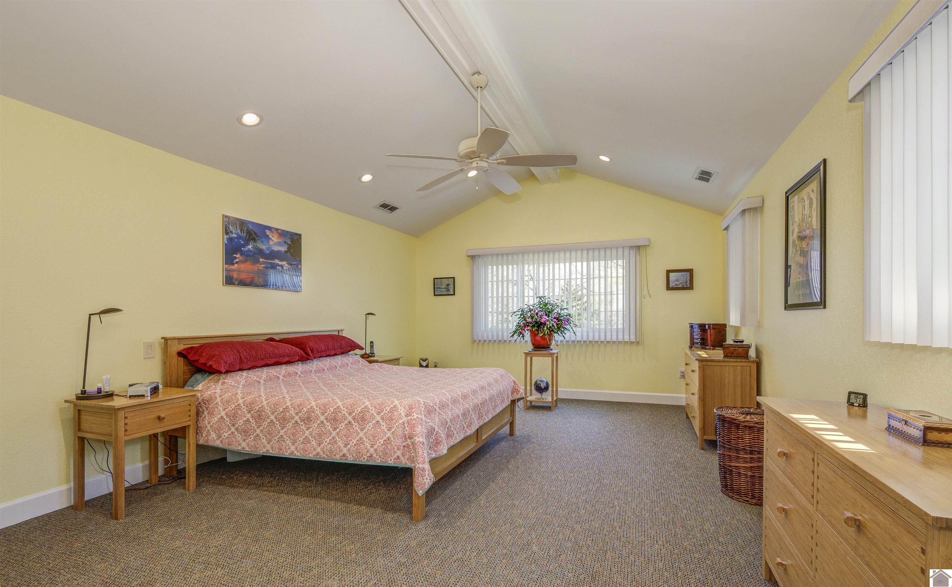 237 Lake Pointe Drive