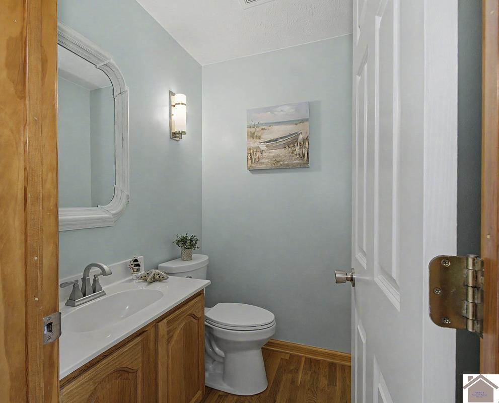 91 Lakeshore Road