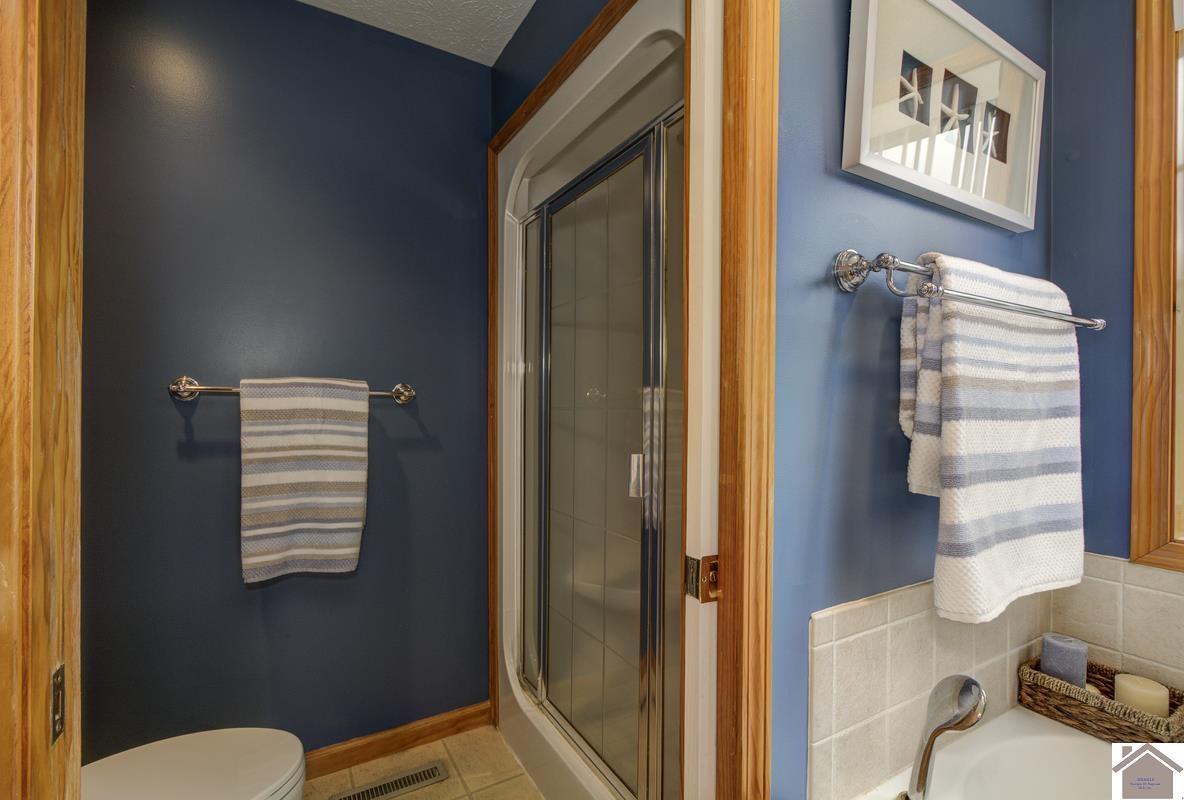 91 Lakeshore Road