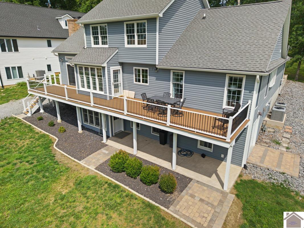 91 Lakeshore Road