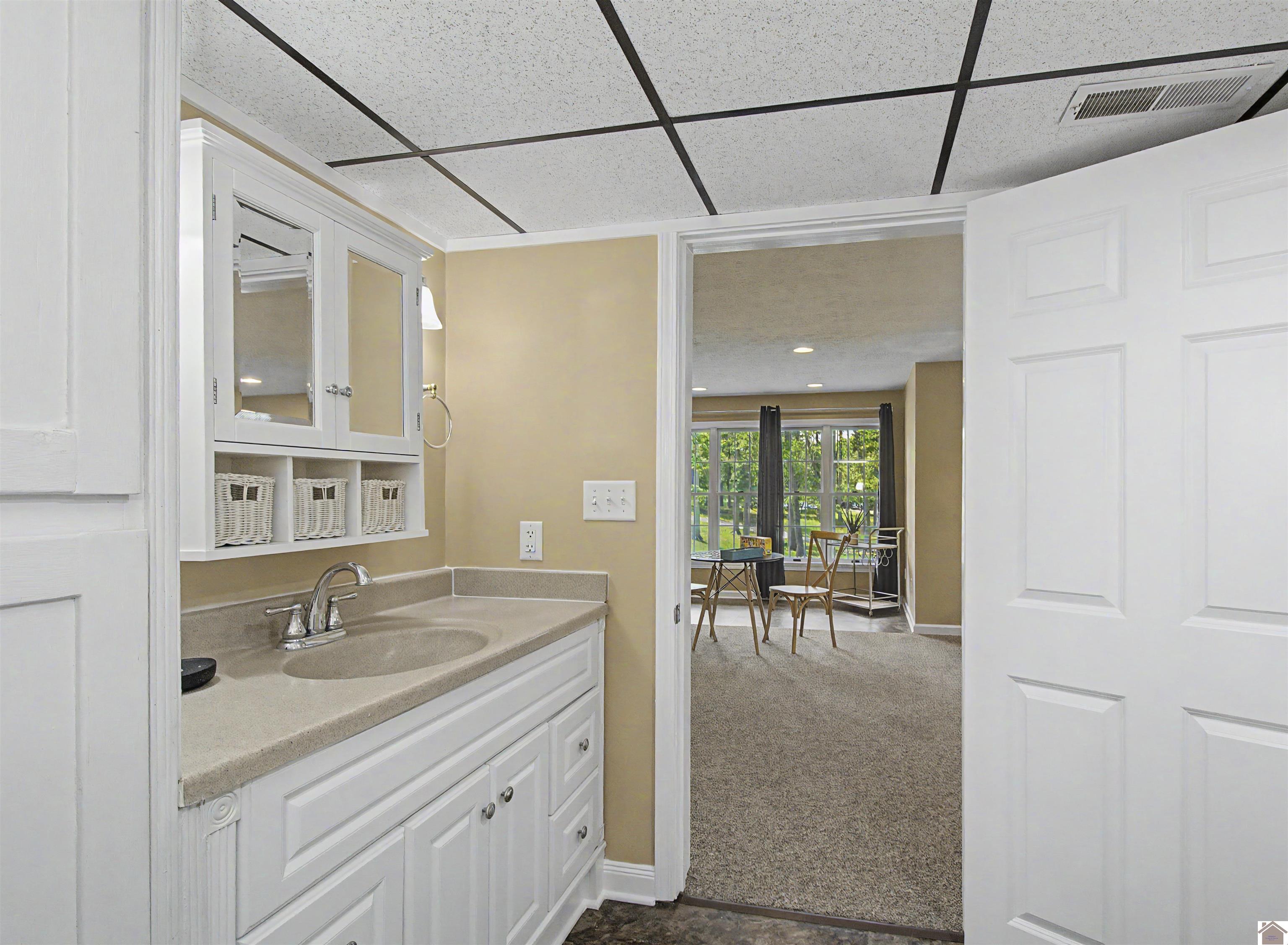 91 Lakeshore Road
