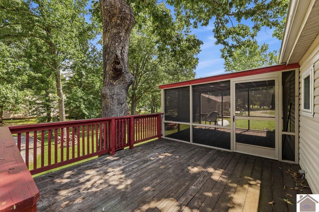 18 Kenwood Circle