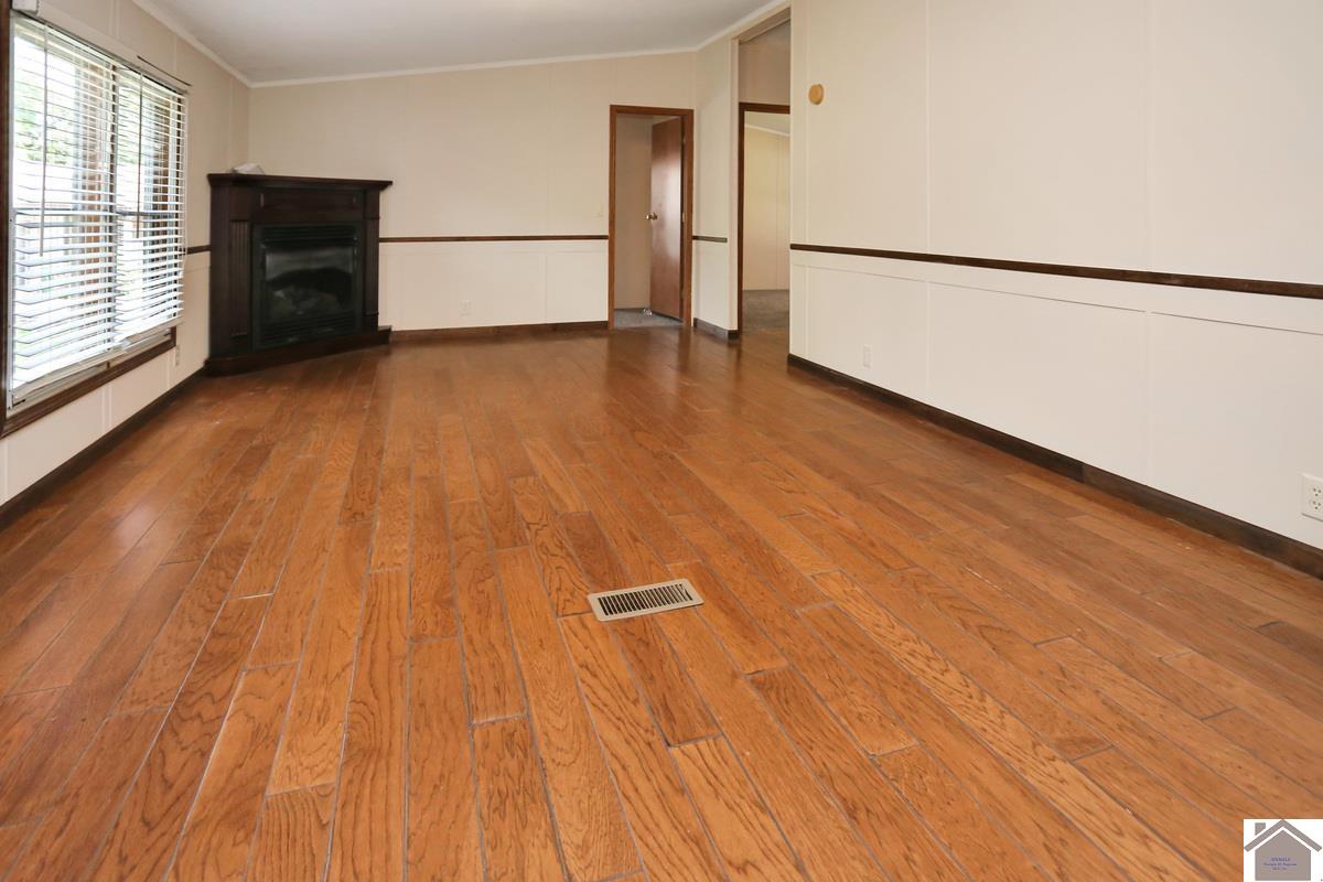 18 Kenwood Circle