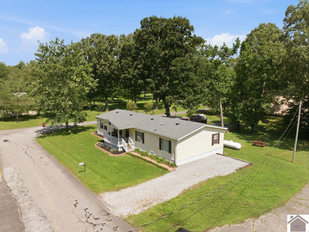 18 Kenwood Circle