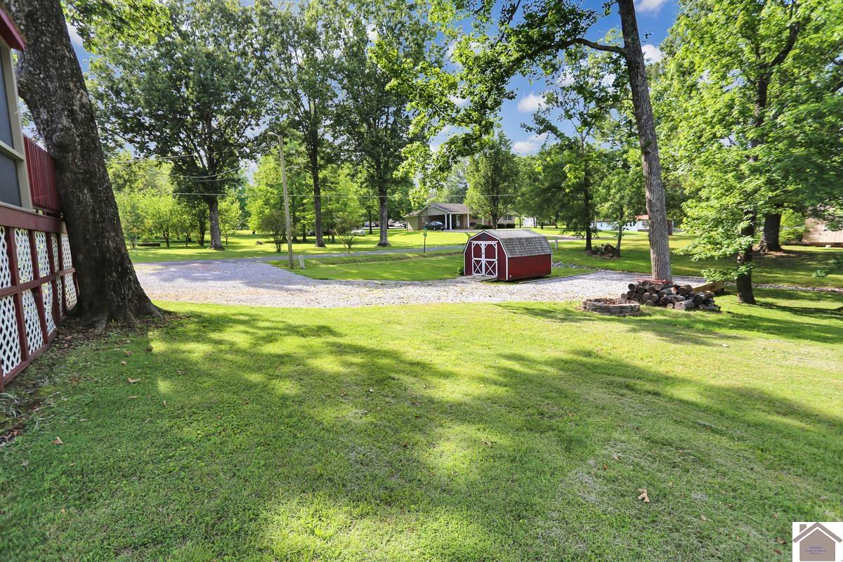 18 Kenwood Circle