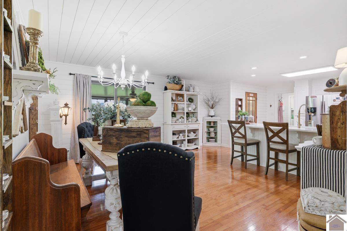 4564 State Route 121 N