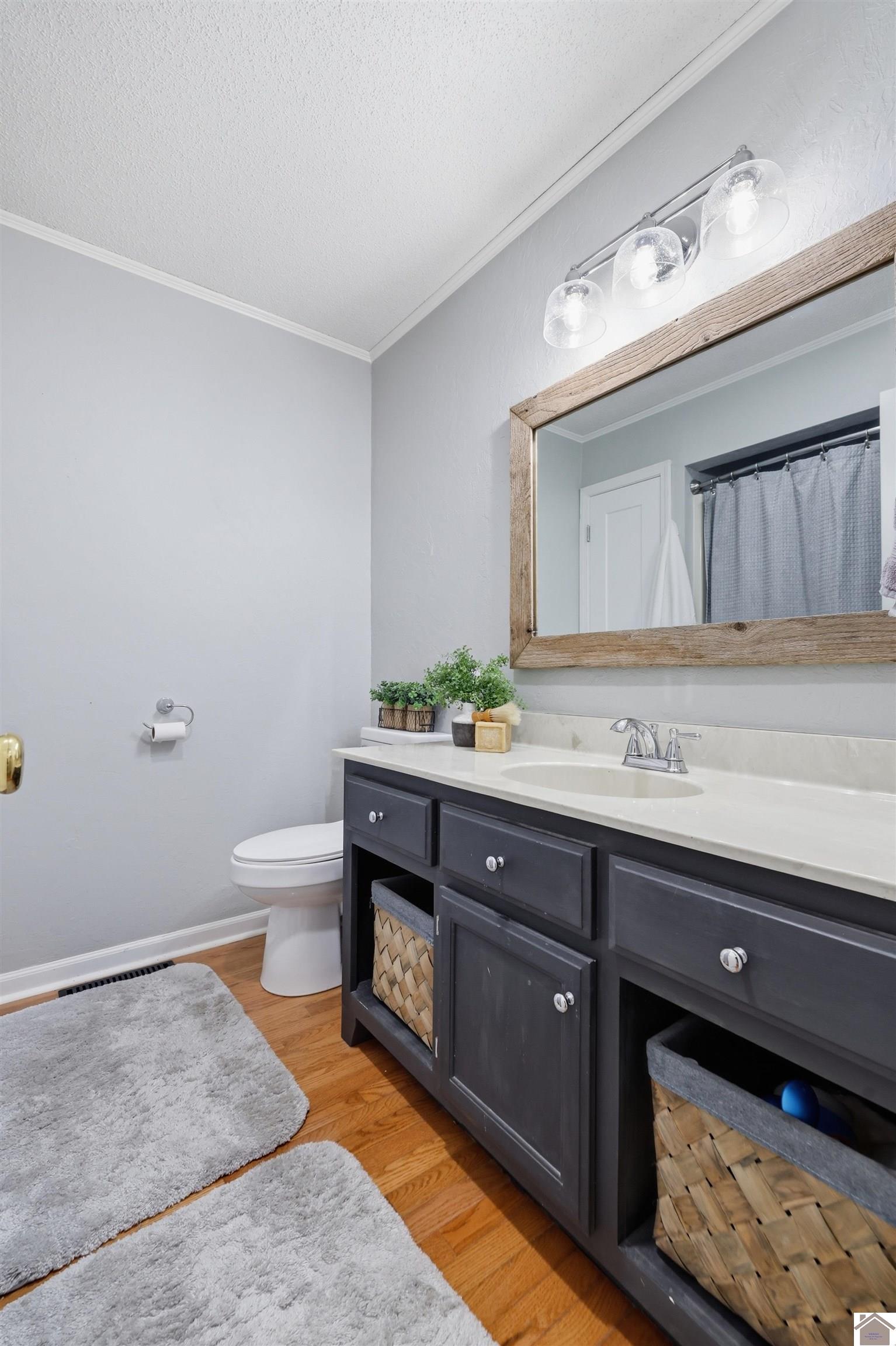 4564 State Route 121 N