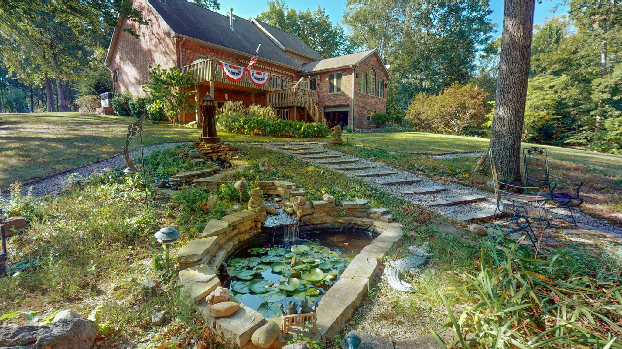 81 Woodridge Lane