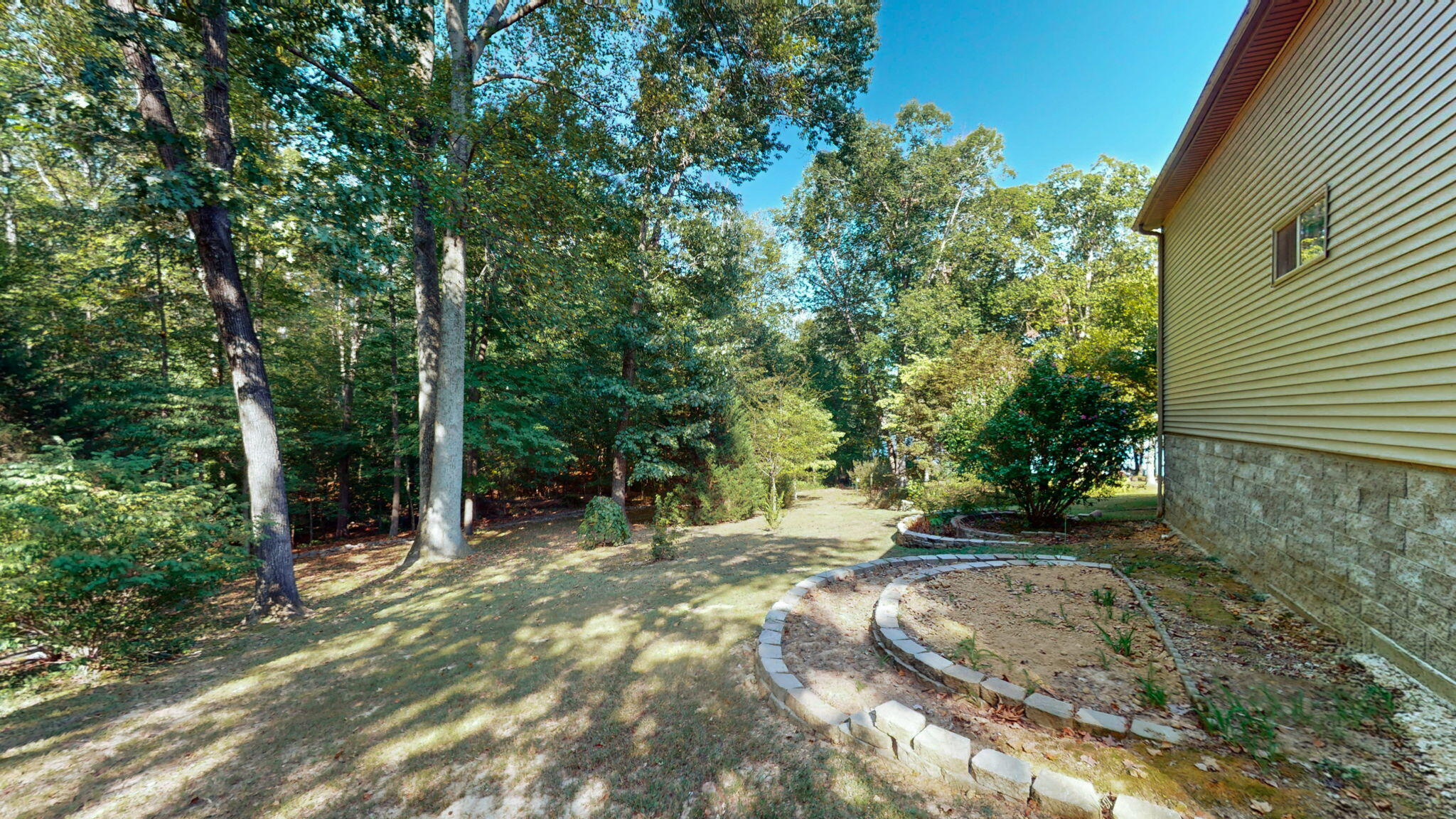 81 Woodridge Lane