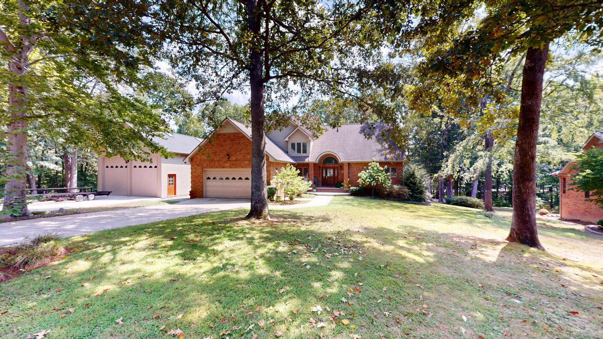 81 Woodridge Lane