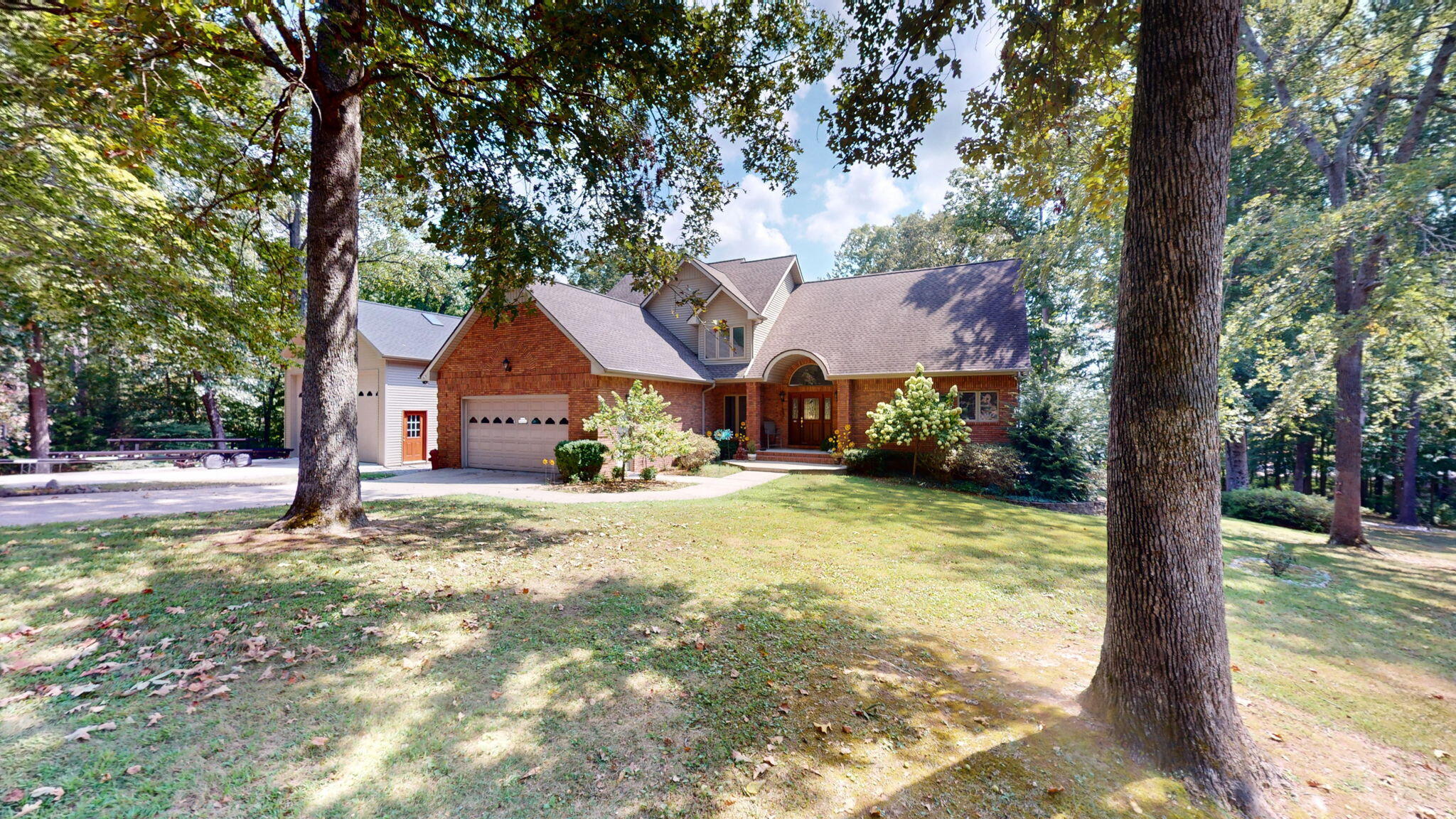 81 Woodridge Lane