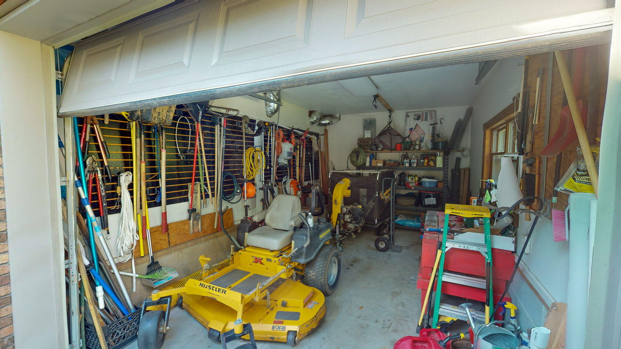 81 Woodridge Lane