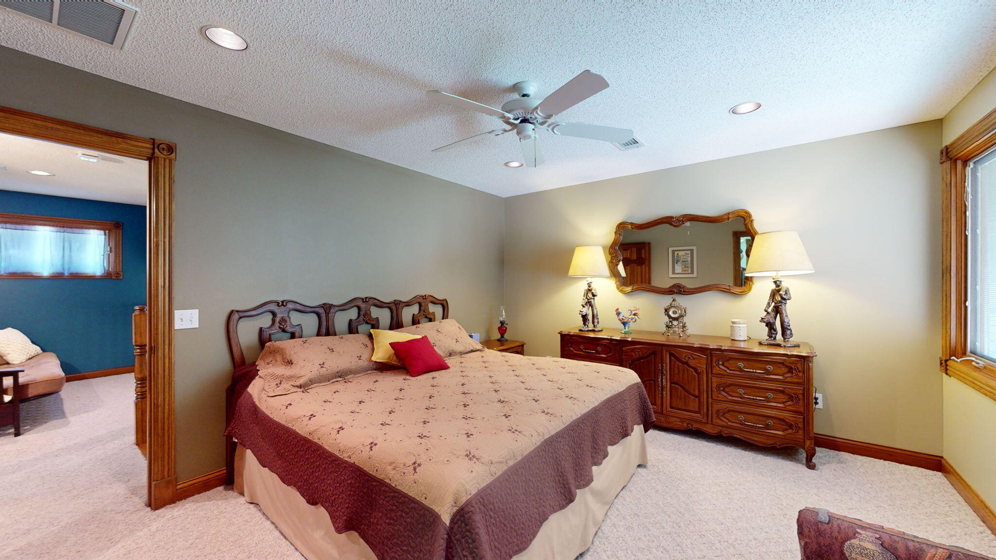 81 Woodridge Lane