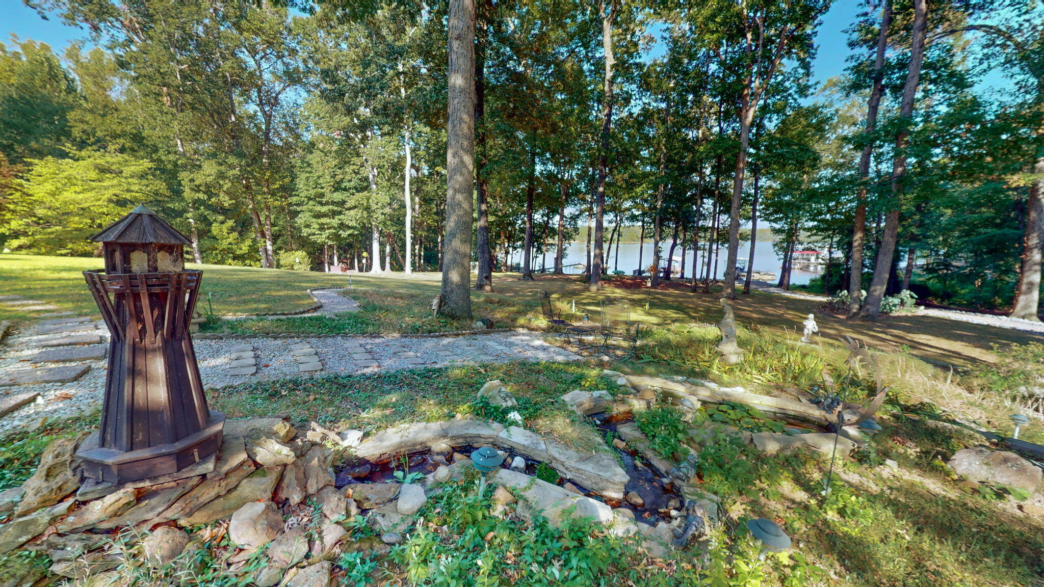 81 Woodridge Lane