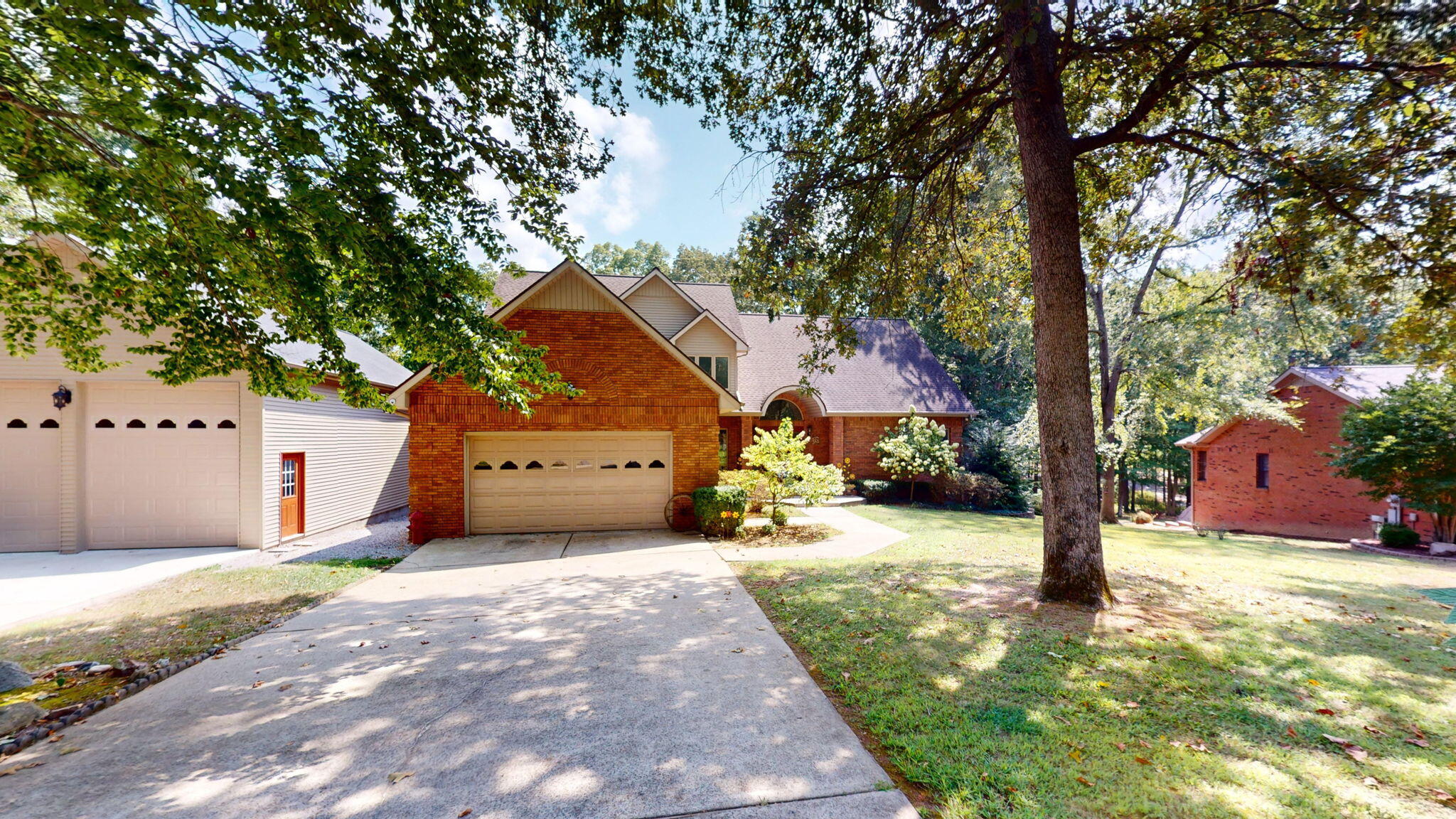 81 Woodridge Lane
