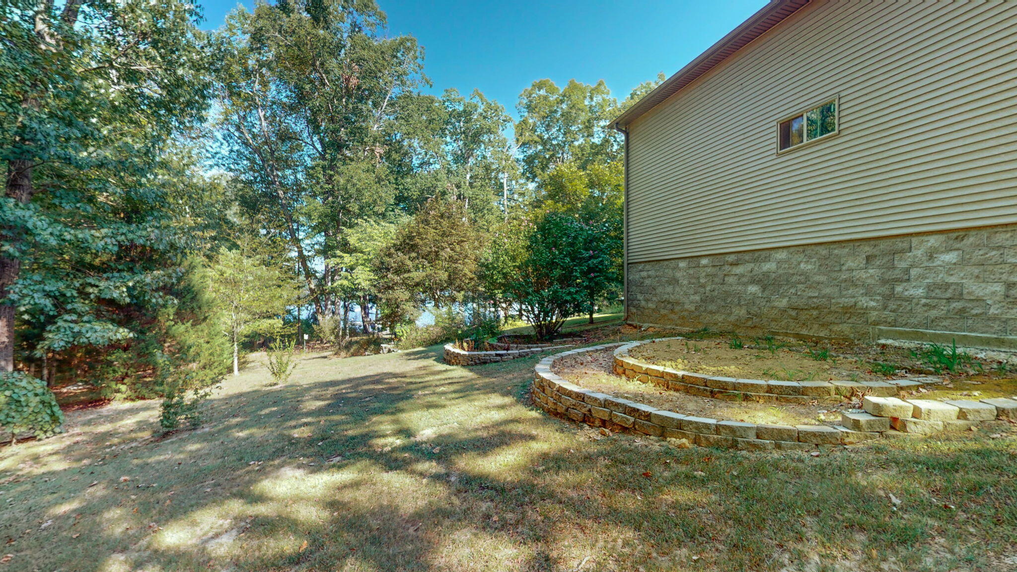 81 Woodridge Lane