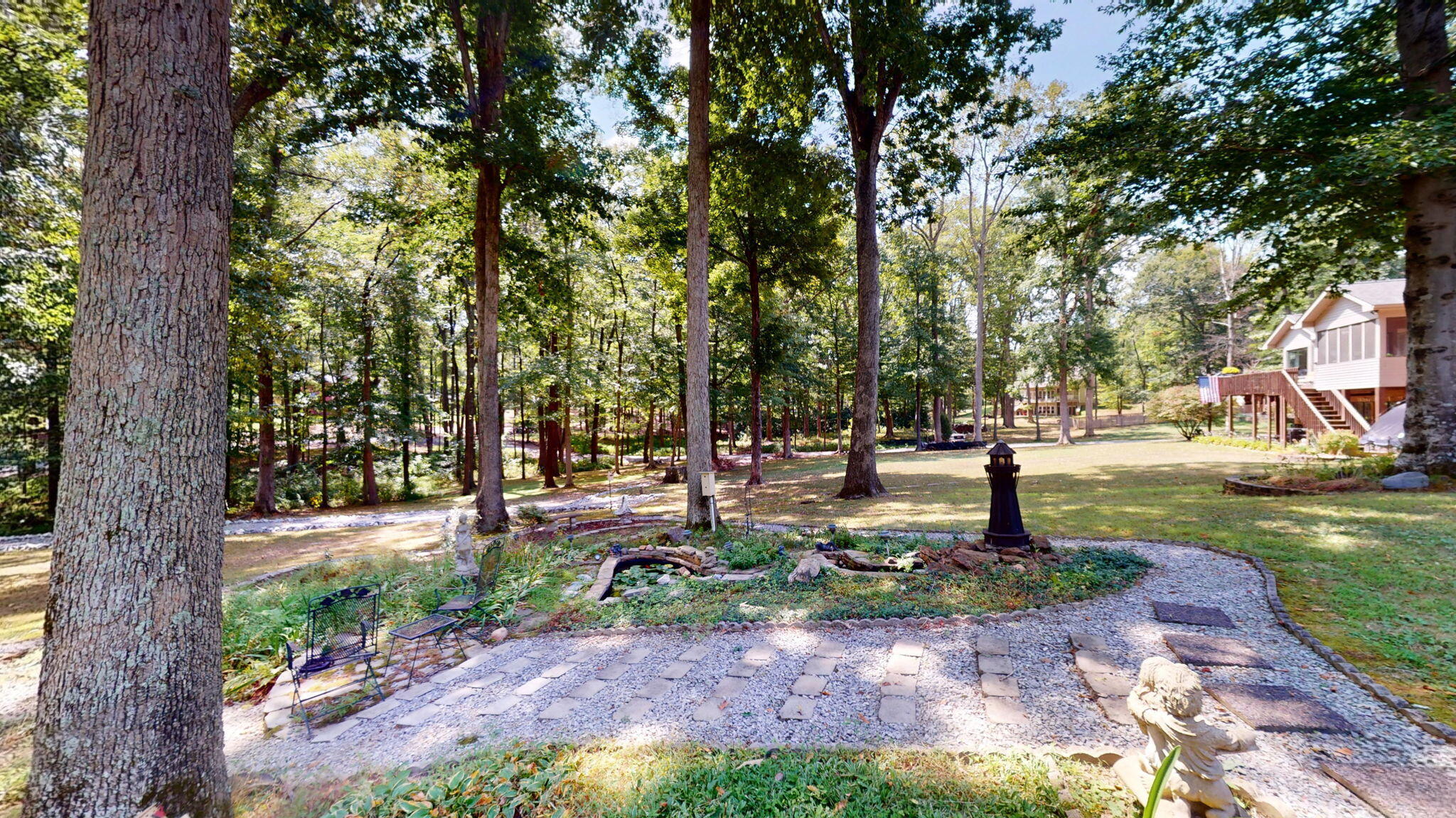 81 Woodridge Lane