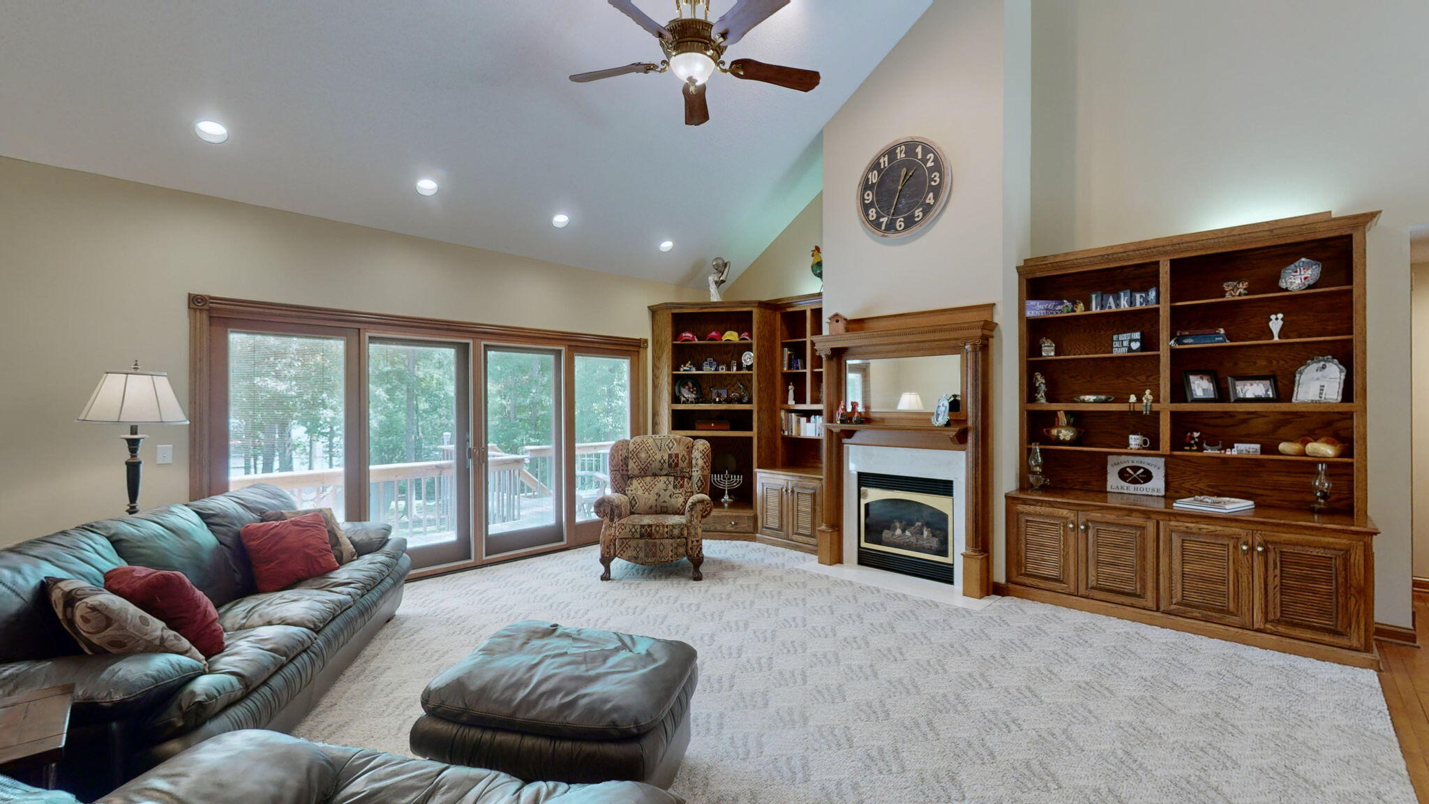 81 Woodridge Lane