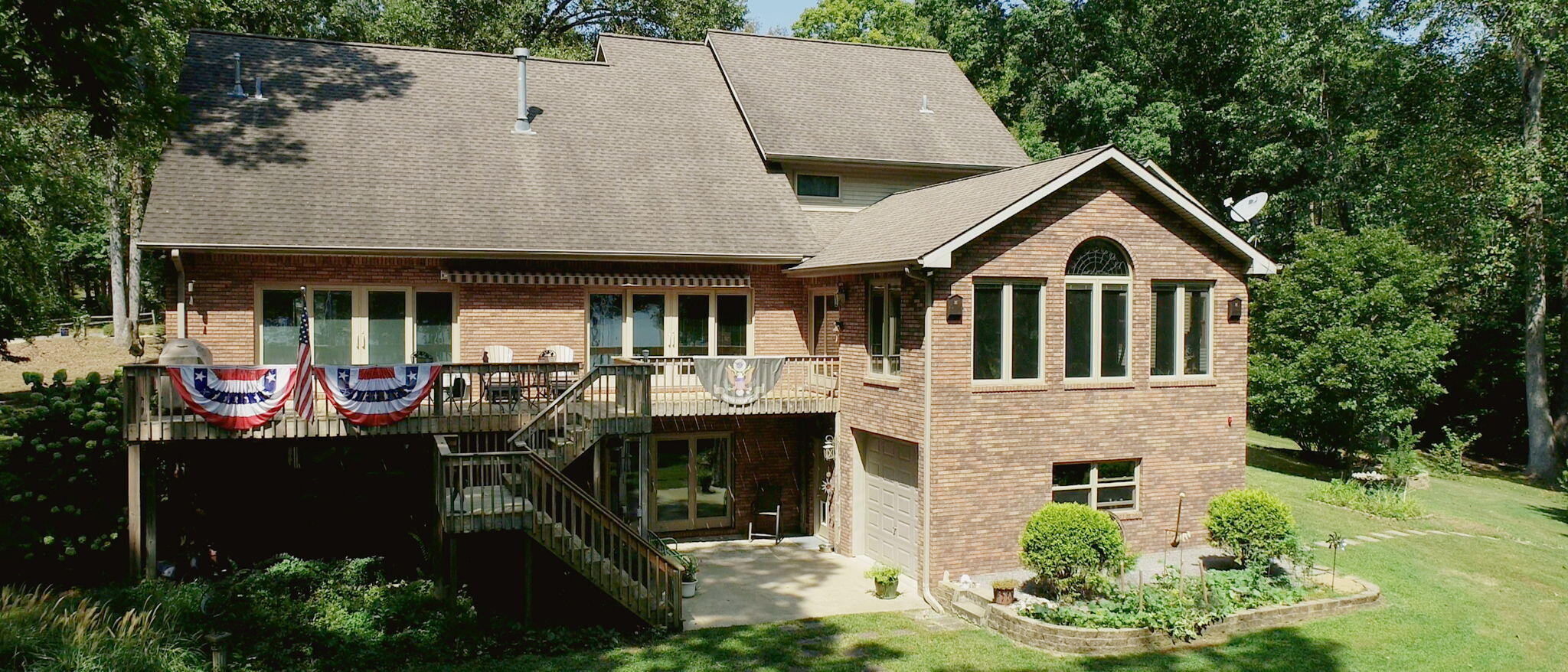 81 Woodridge Lane