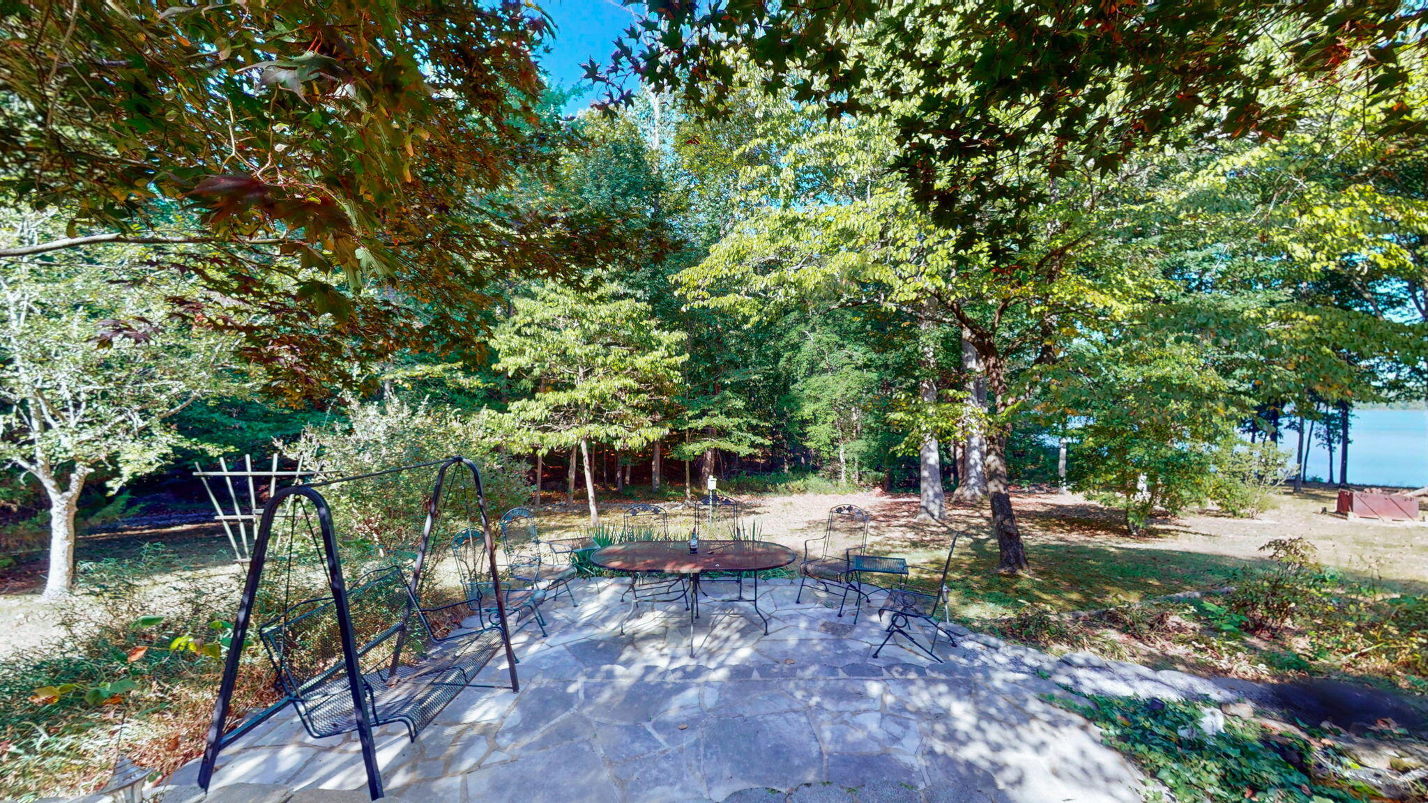 81 Woodridge Lane