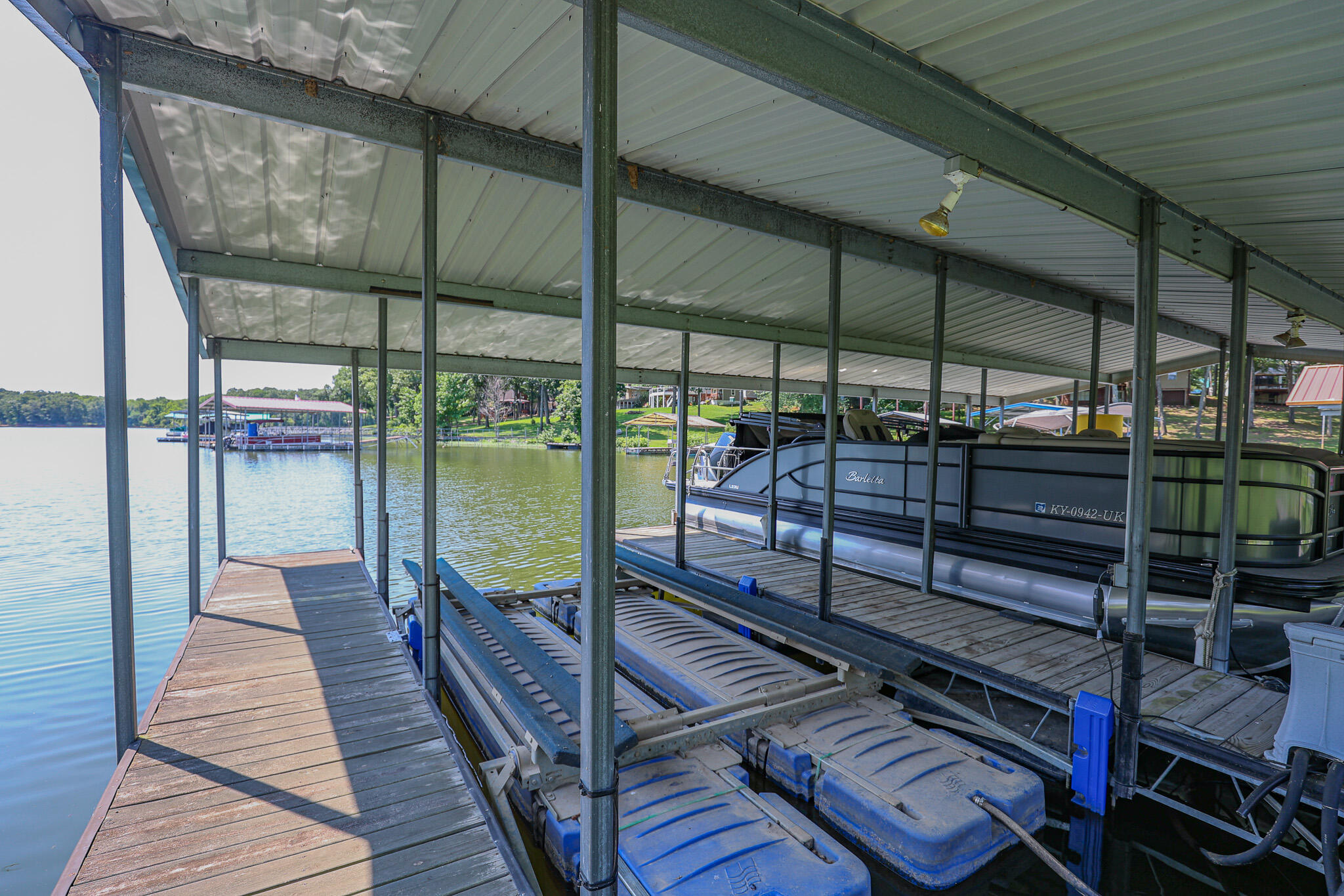 136 Lake Dr