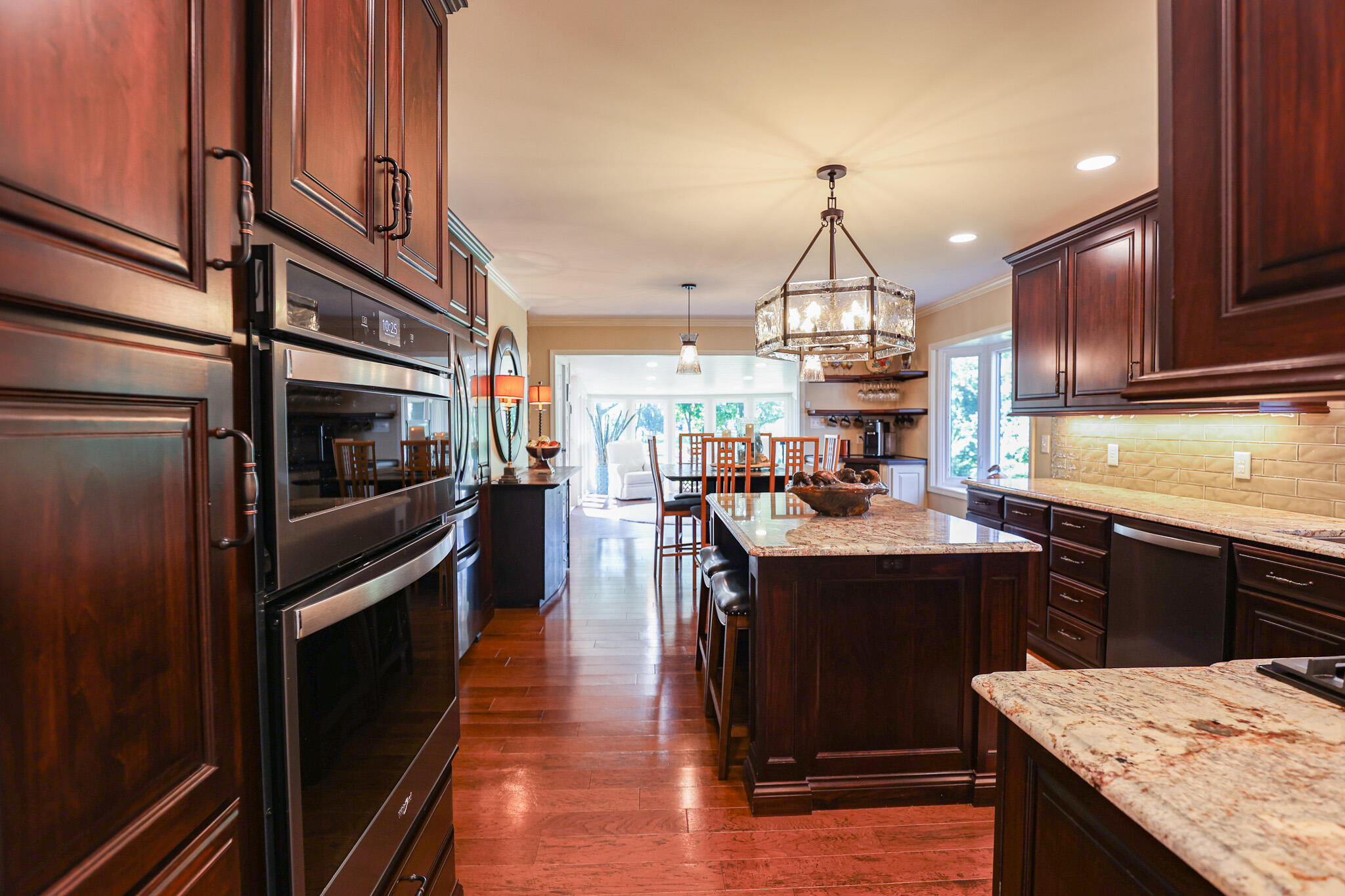 136 Lake Dr