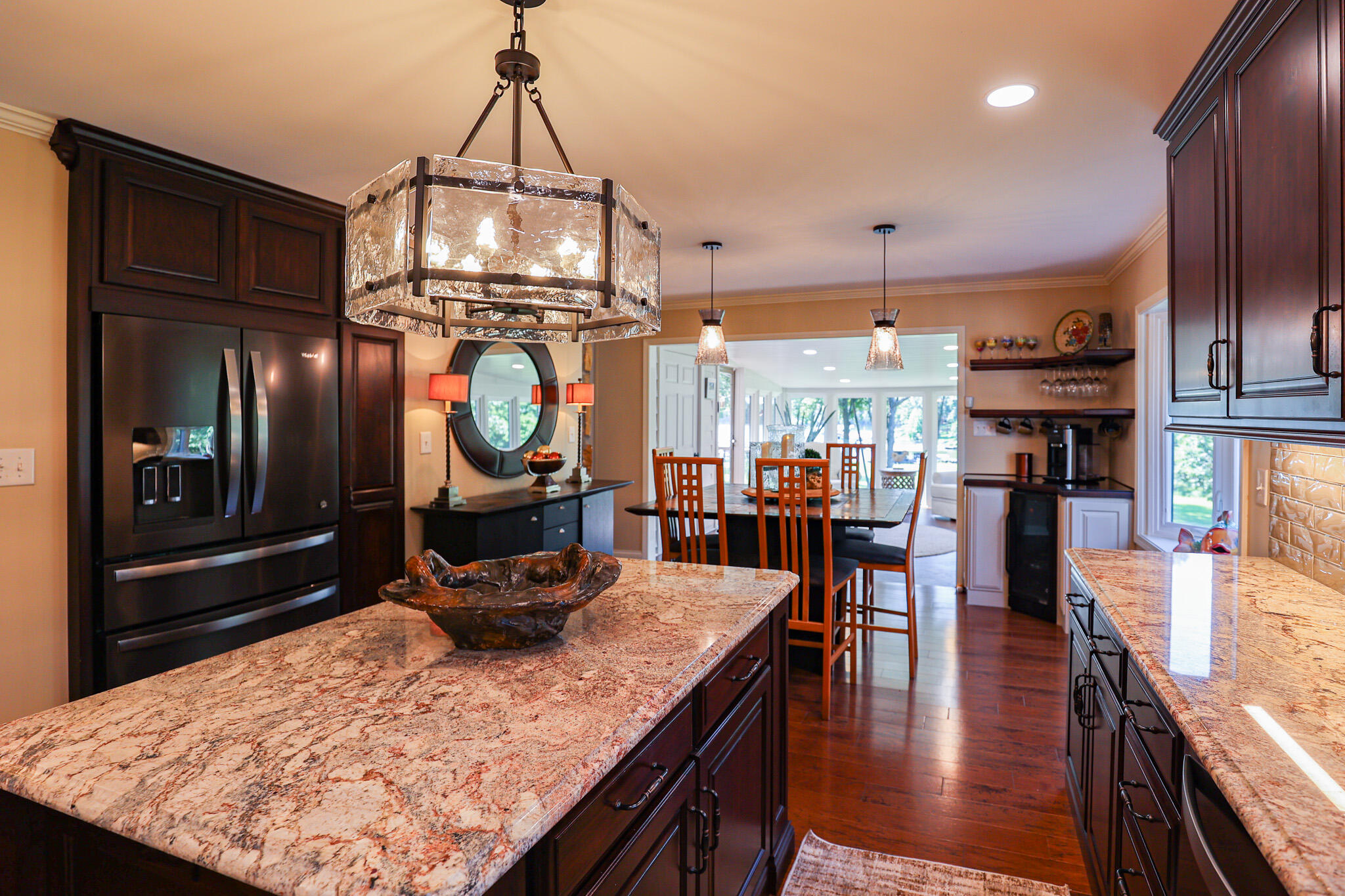 136 Lake Dr