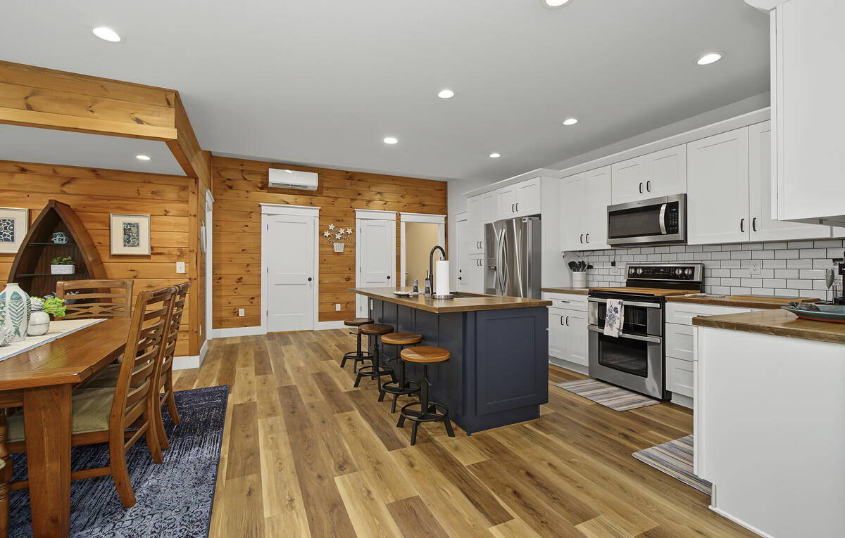 124 Hickory Hill Lane