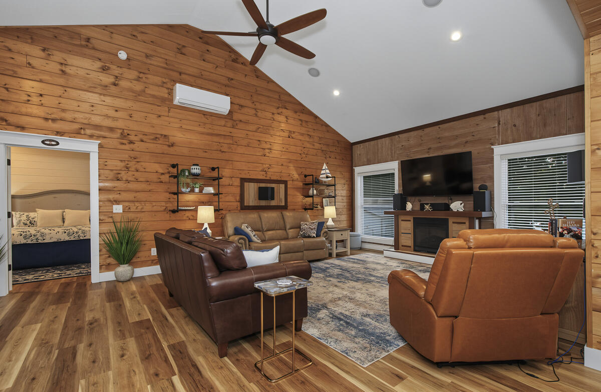 124 Hickory Hill Lane