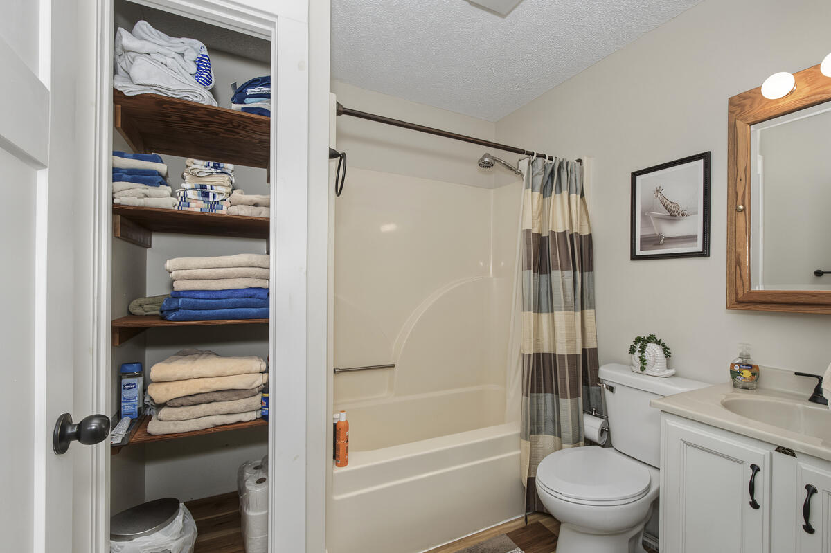 124 Hickory Hill Lane