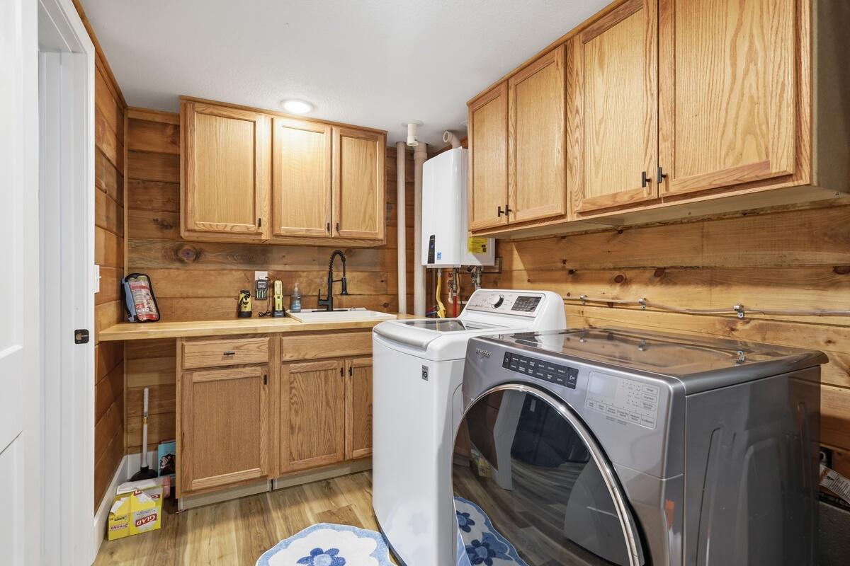 124 Hickory Hill Lane