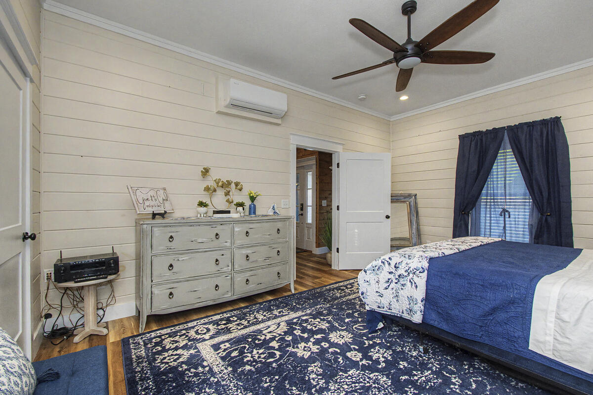 124 Hickory Hill Lane