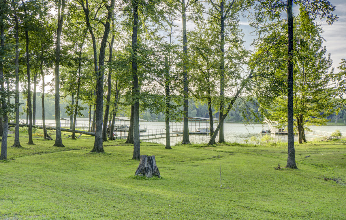 124 Hickory Hill Lane