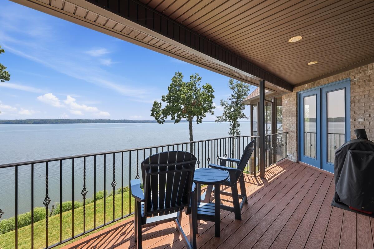 749 Dock Drive
