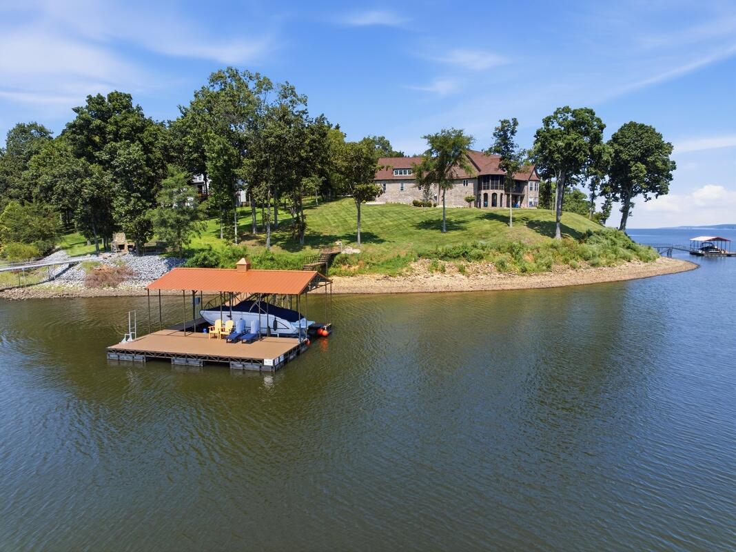 749 Dock Drive