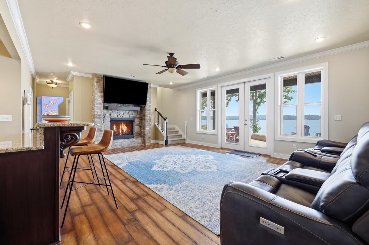 749 Dock Drive