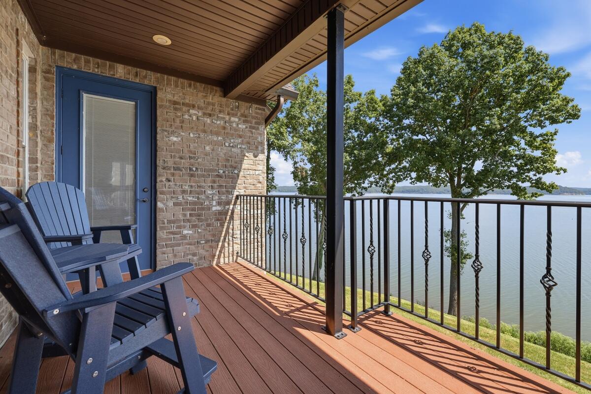 749 Dock Drive