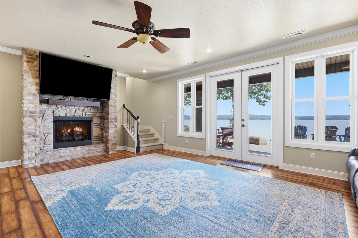 749 Dock Drive