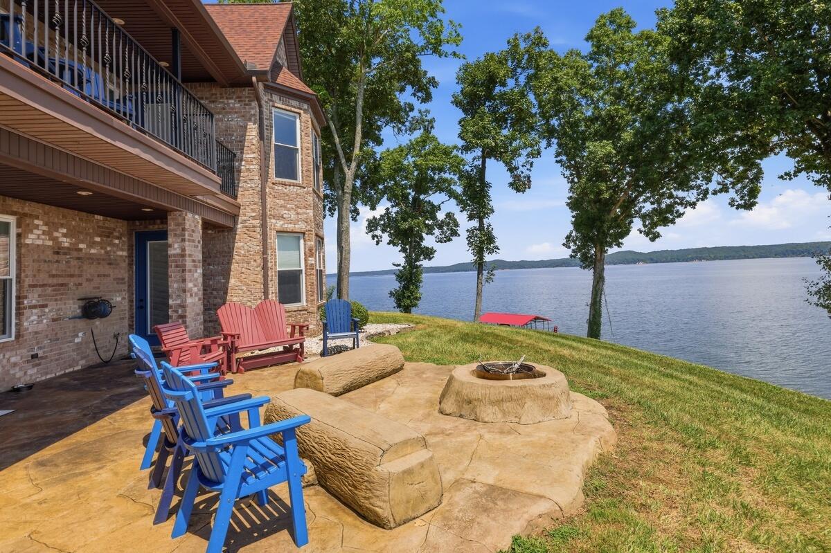 749 Dock Drive