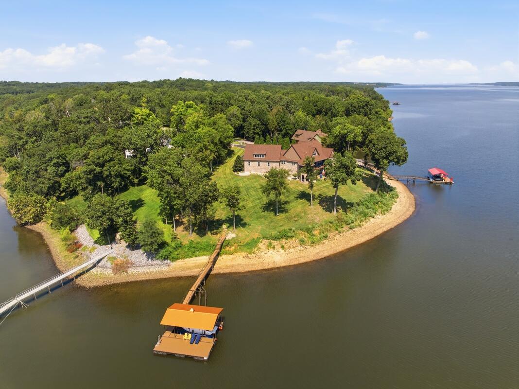 749 Dock Drive