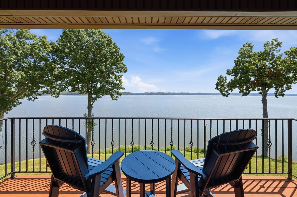 749 Dock Drive