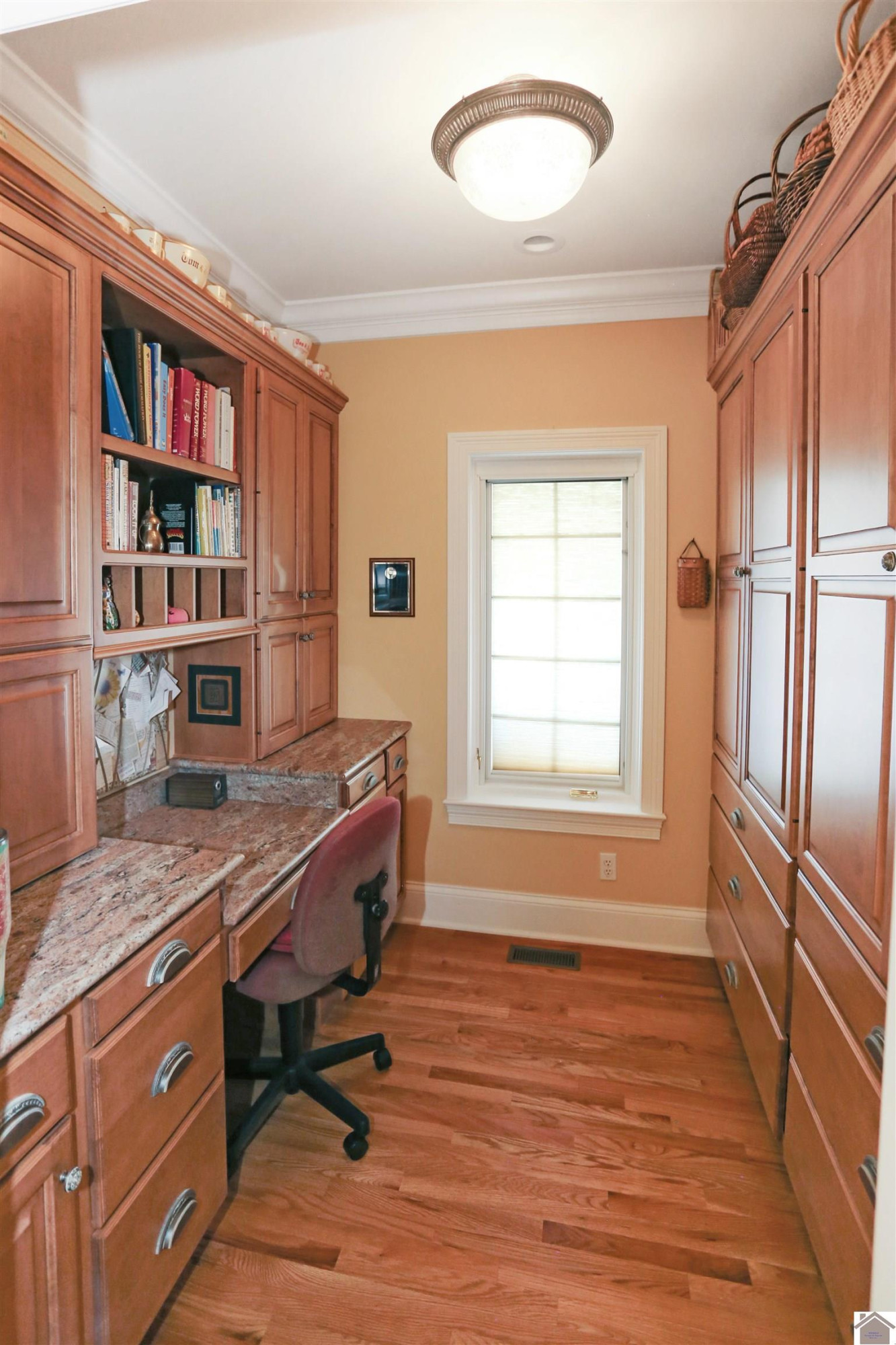 1066 Oaks Country Club Road