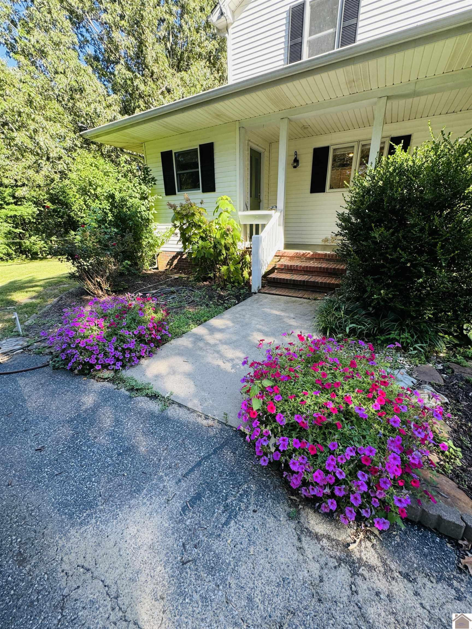 39 Deer Trace Road
