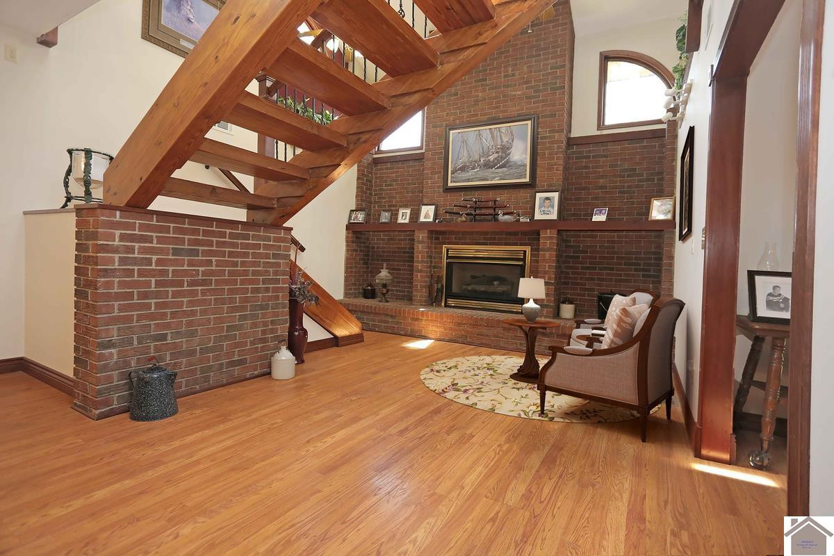33 Buttercup Drive