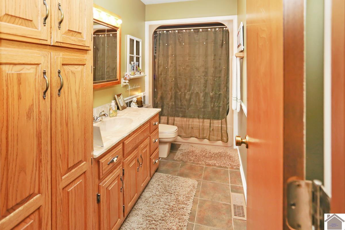 2156 Poor Farm Road